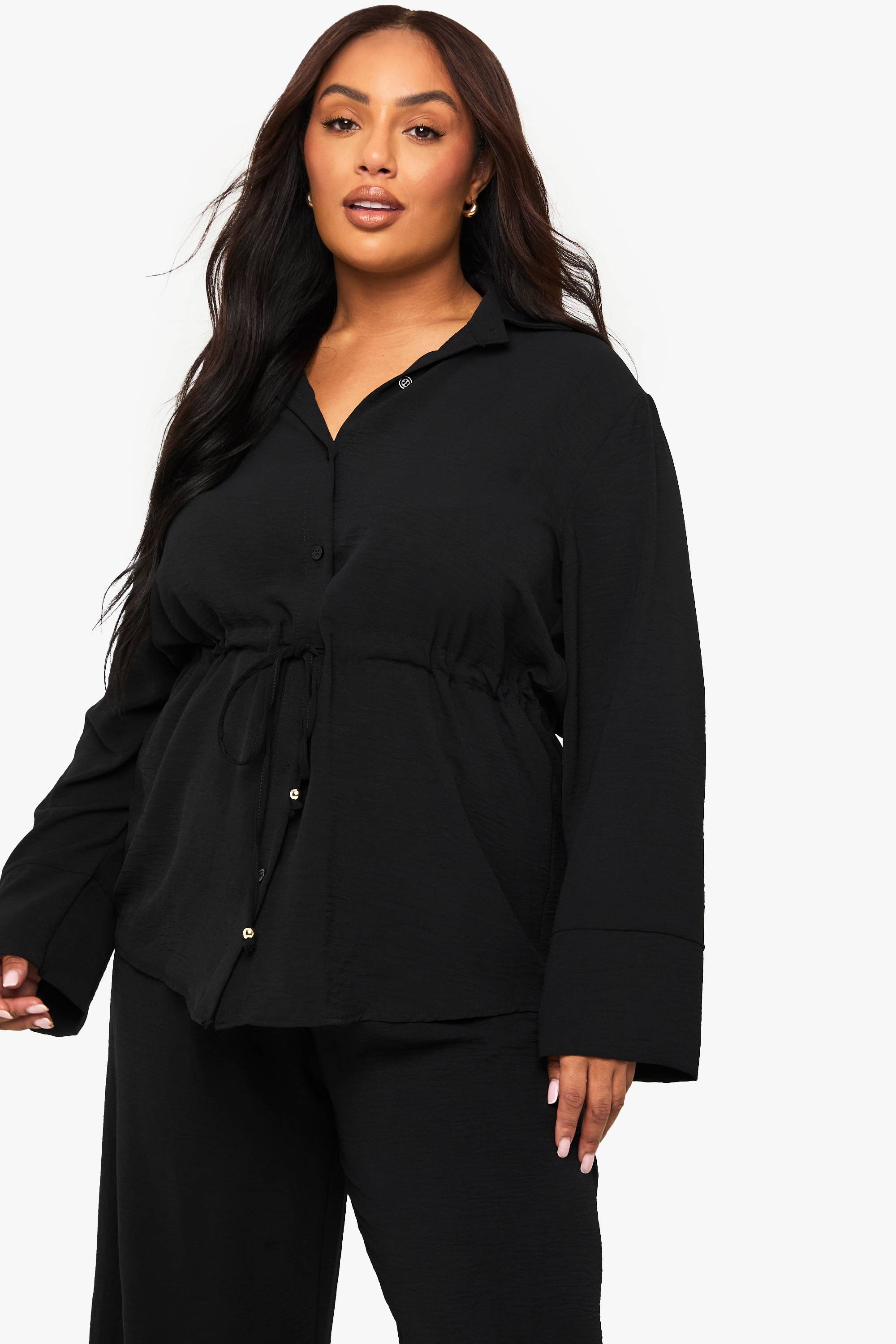 boohoo Ensemble de chemise tissée à nouer à la taille et pantalon grande taille