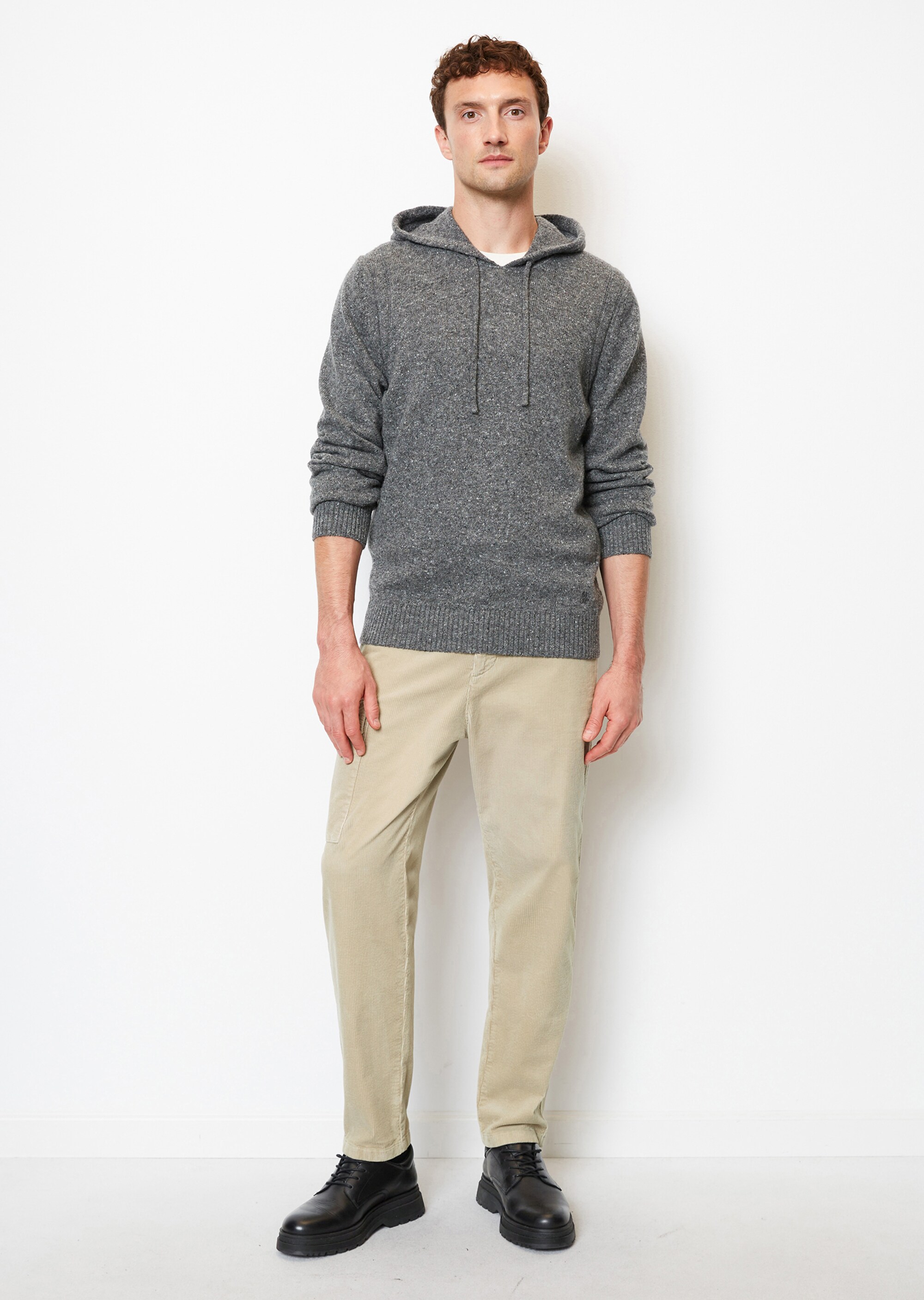 Pullover regular mit Kapuze aus gesprenkeltem Tweedgarn