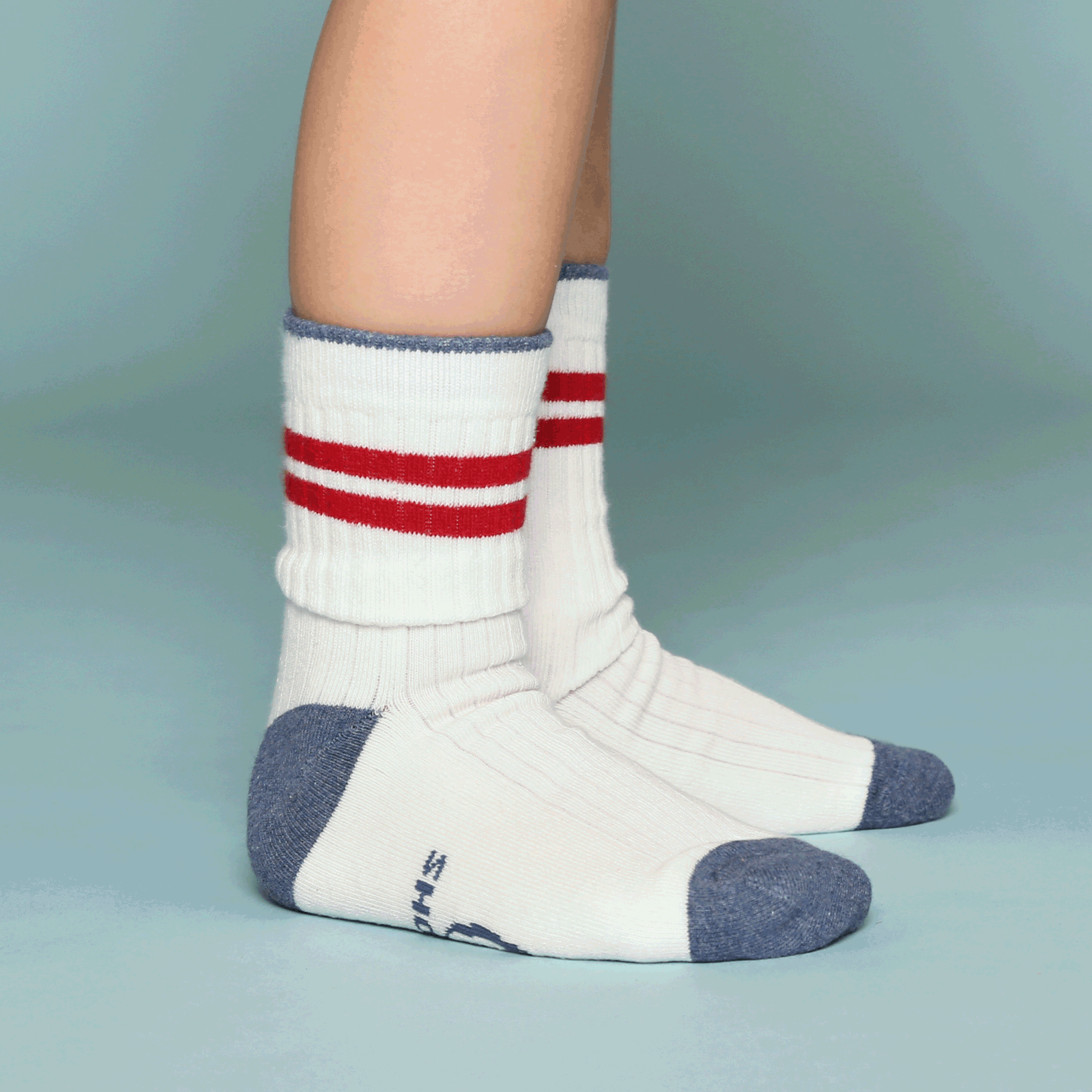 Shoesme weiße Socke mit roten Streifen
