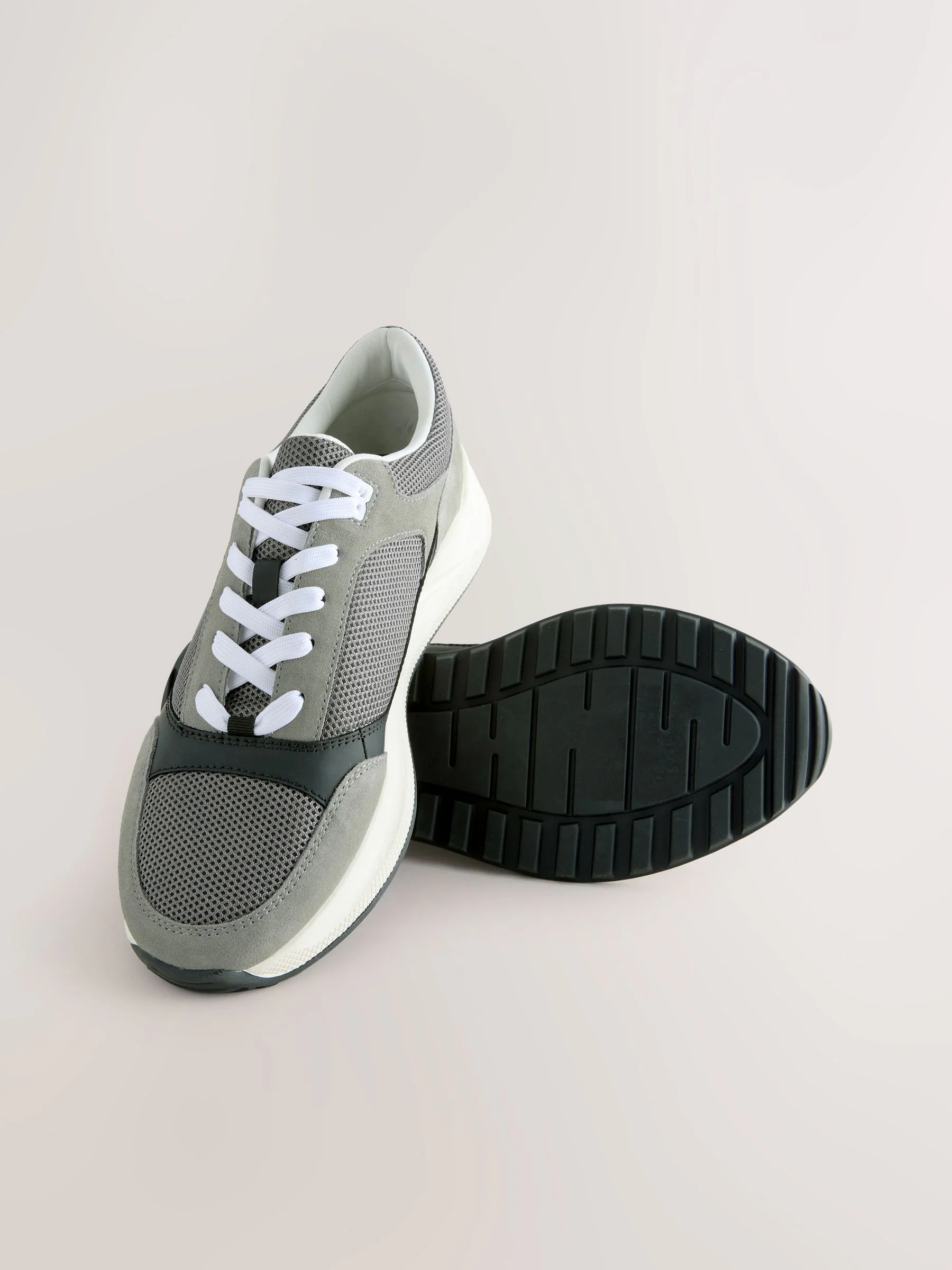 Grijs/zwart - Chic-casual vetersneakers