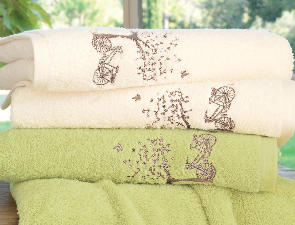 Drap de bain-Dimanche à la campagne