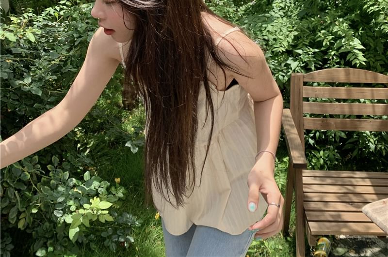 Monroll - Camisoletop met halve knoopjes