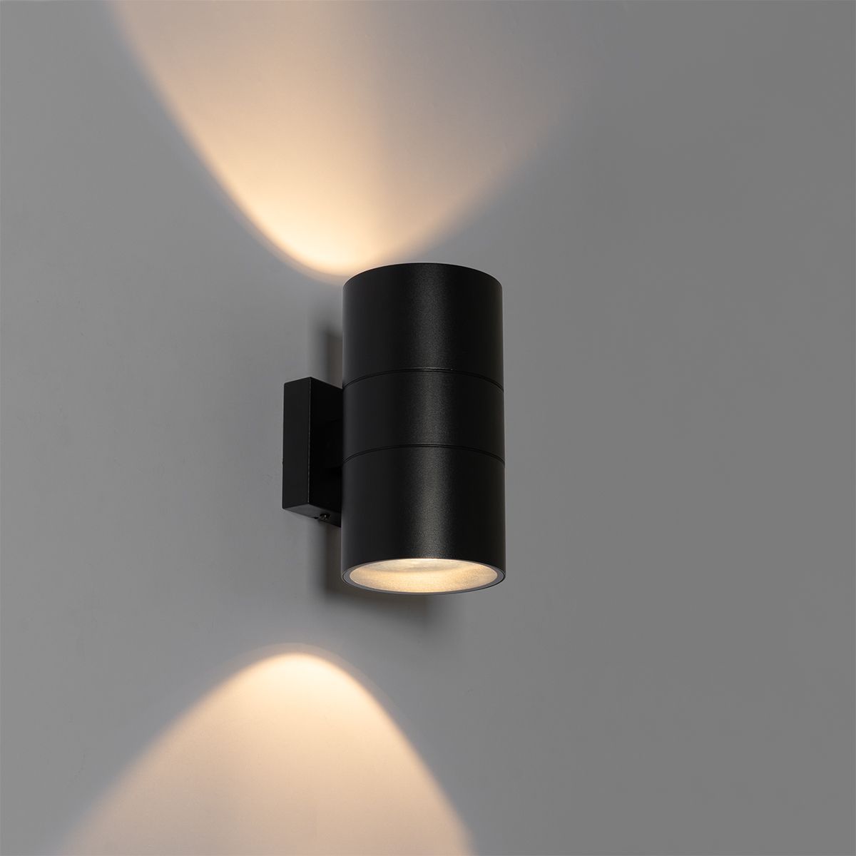 Moderne Buiten wandlamp zwart 2-lichts AR111 IP44 - Duo