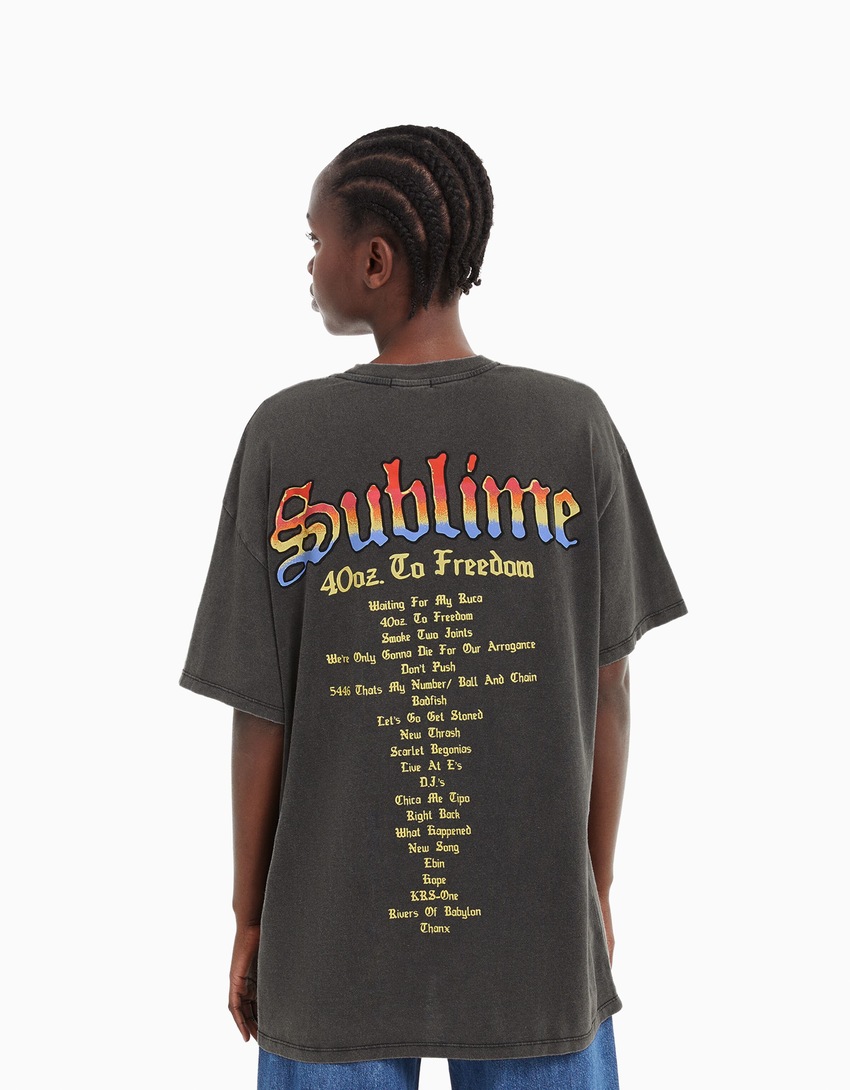 Camiseta de manga curta com estampa Sublime