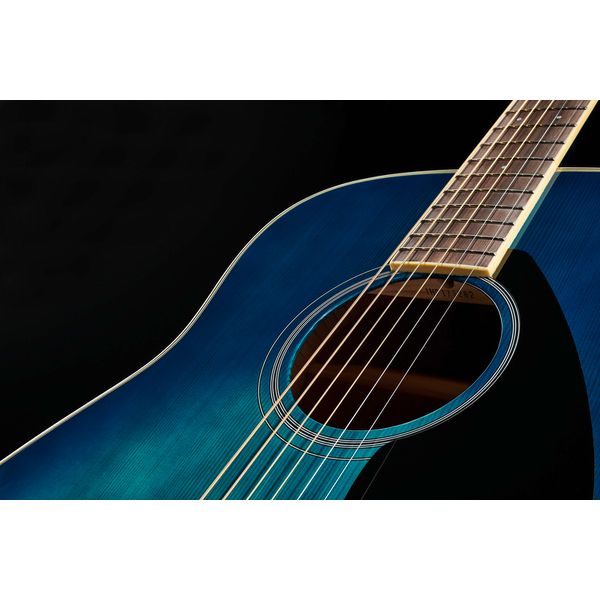 Yamaha FG820 SBII