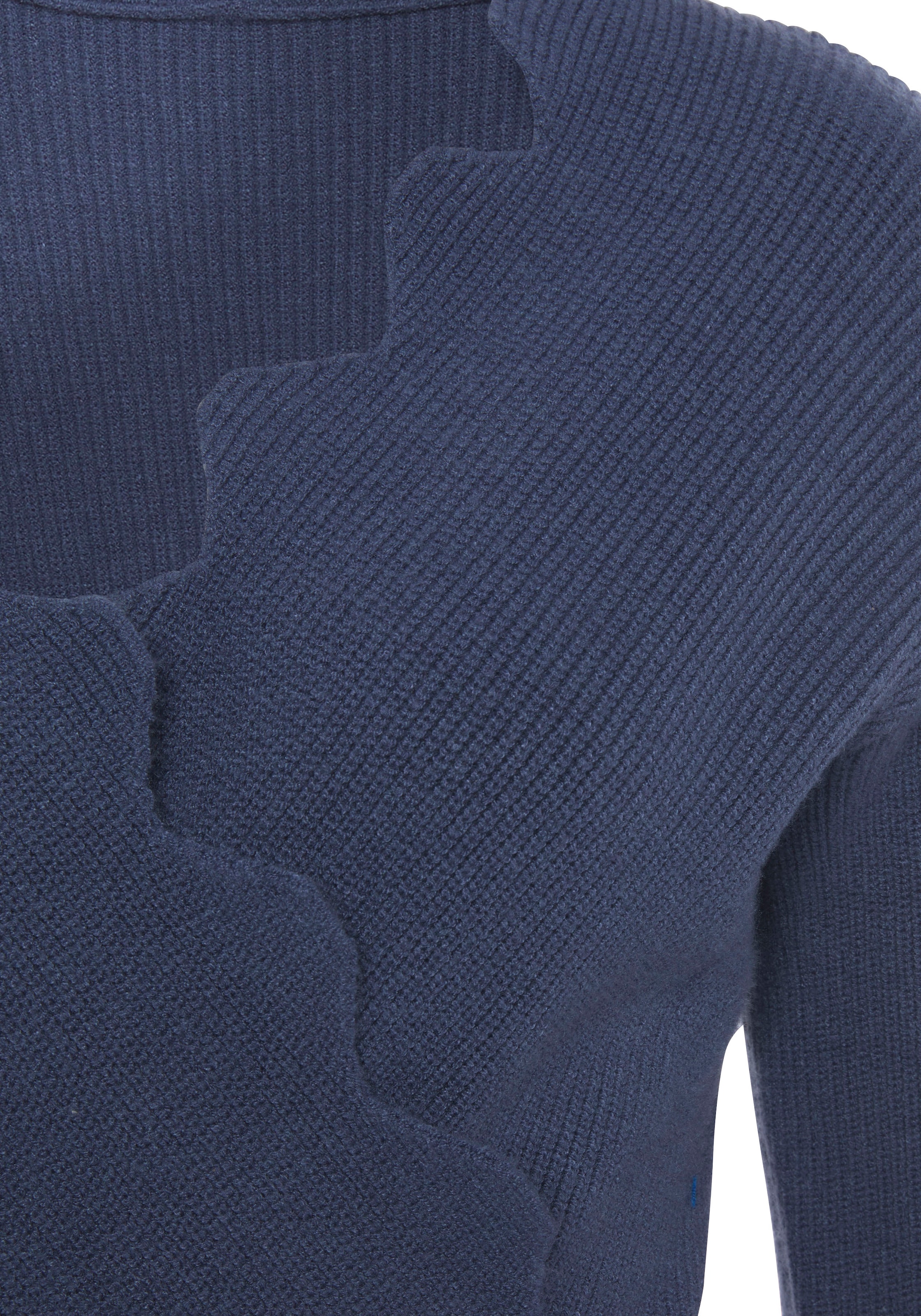 LASCANA Strickpullover , mit Wellenkante, modischer Damenpullover mit besonderem Ausschnitt