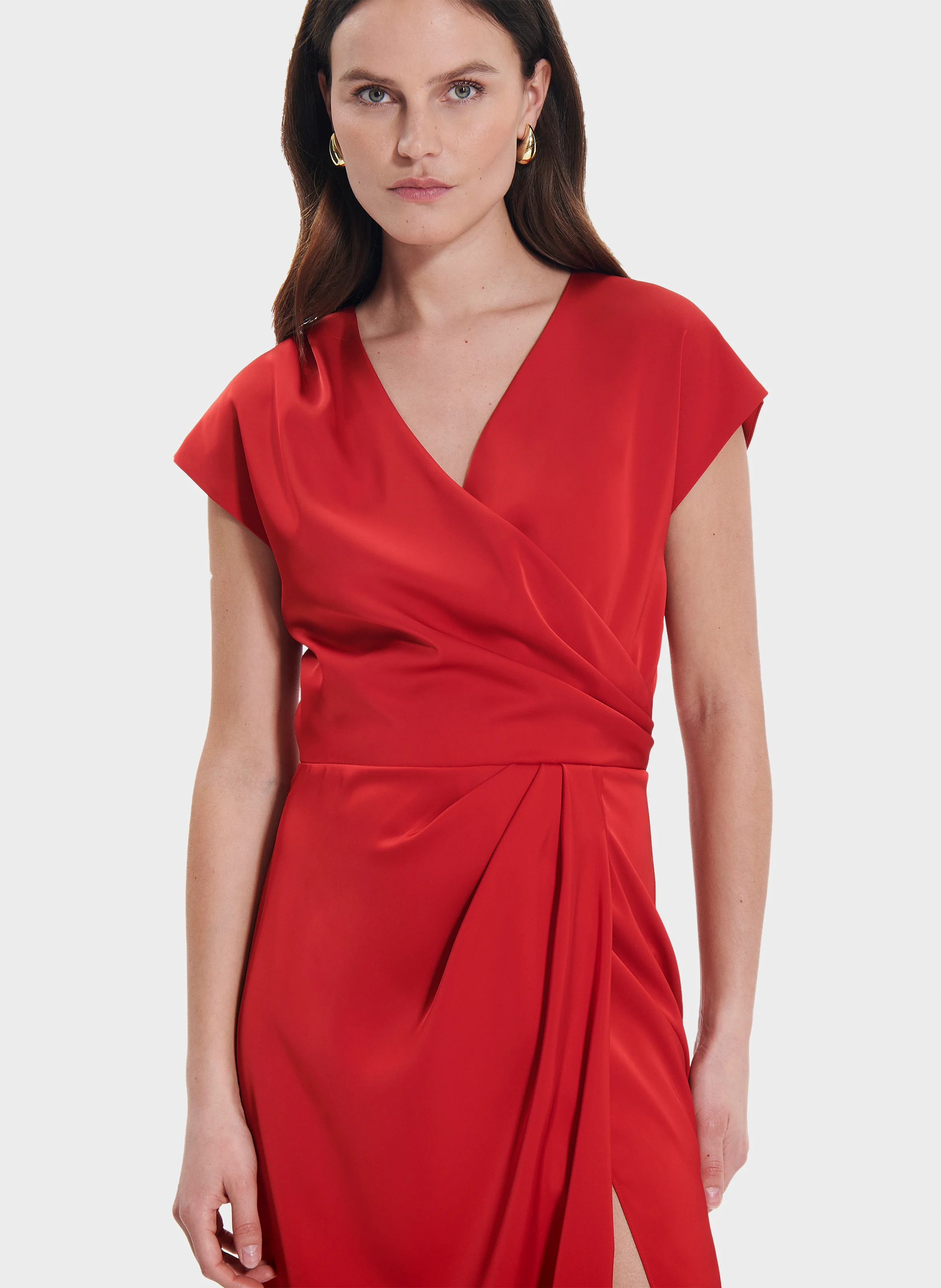 RANG - Robe longue satinée drapée | Rouge