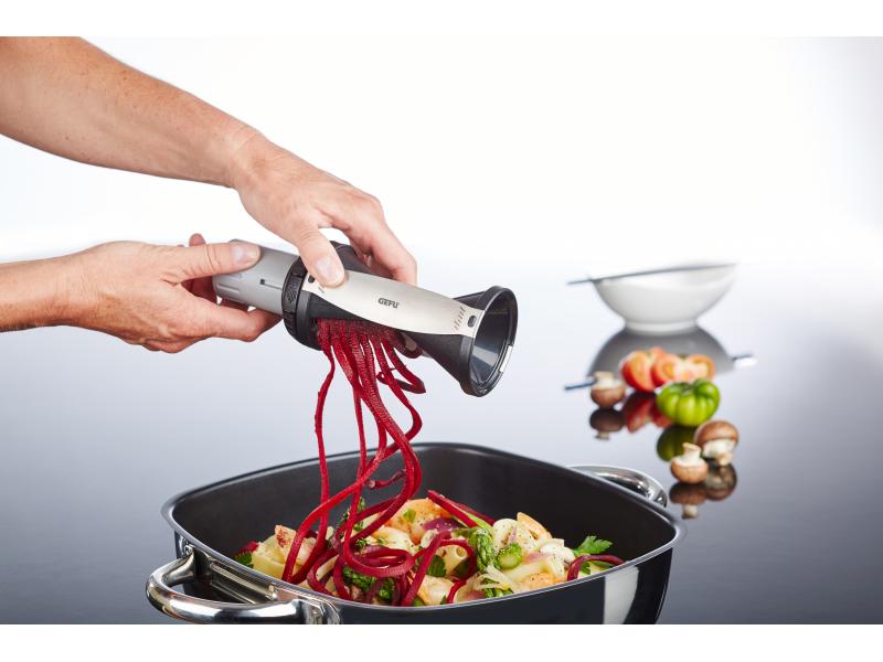 GEFU Spiralschneider Spirelli 2.0 Schwarz Gemüseschneider für besonders lange Julienne-Spiralen