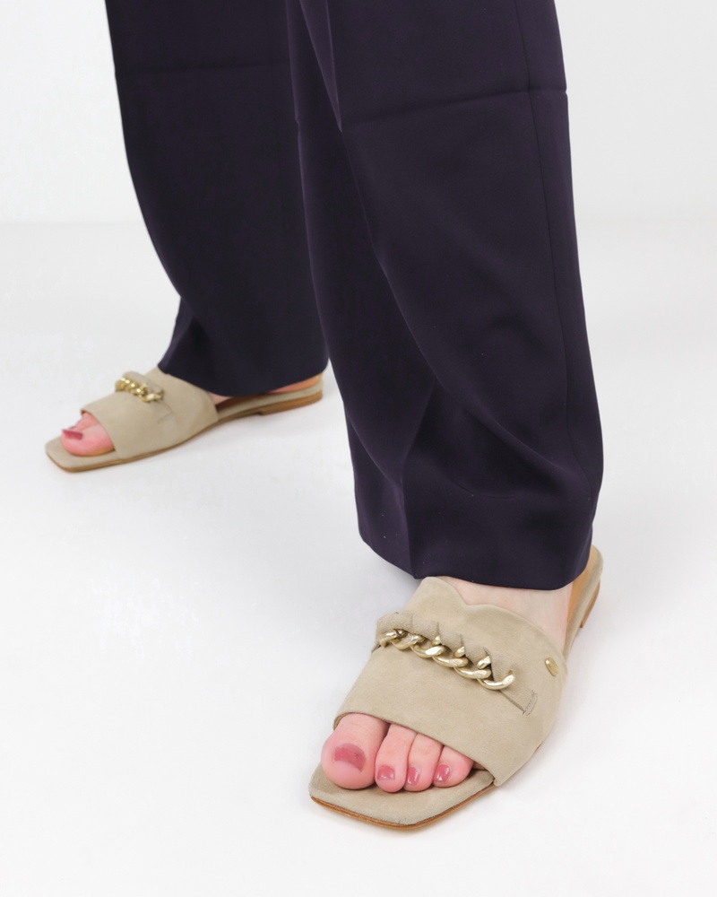 Fred de la Bretoniere Slippers  - beige