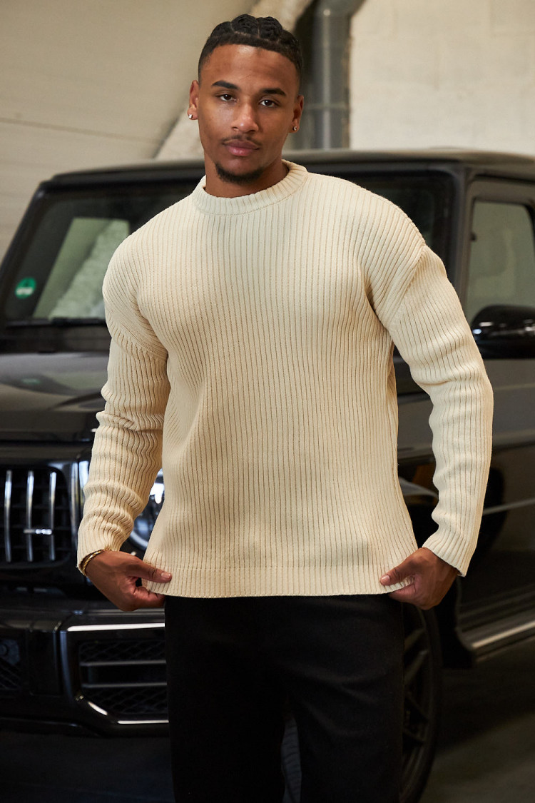 Pull beige en maille à col rond