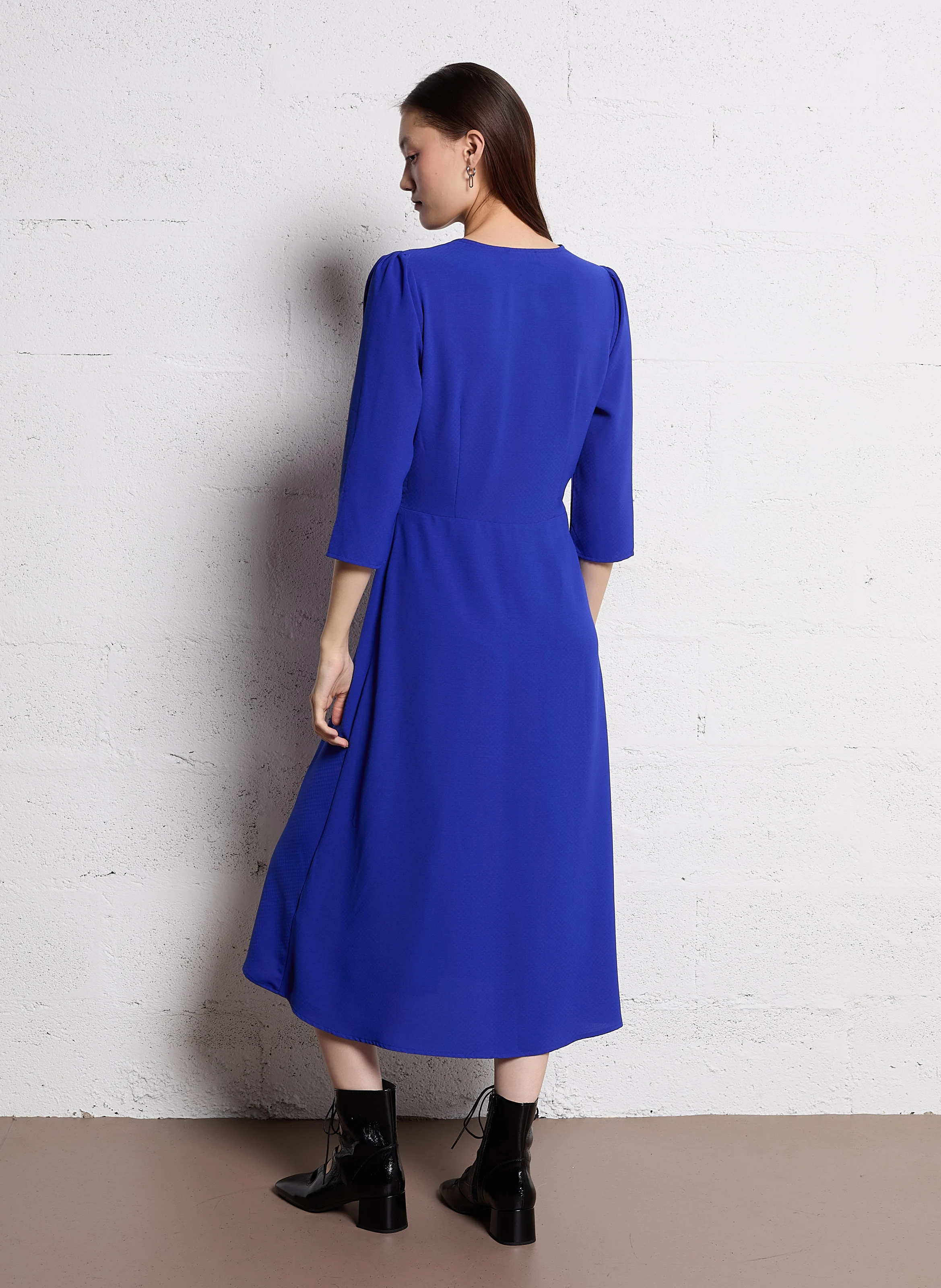 ROXANE - Robe longue cintrée à col V | Bleu