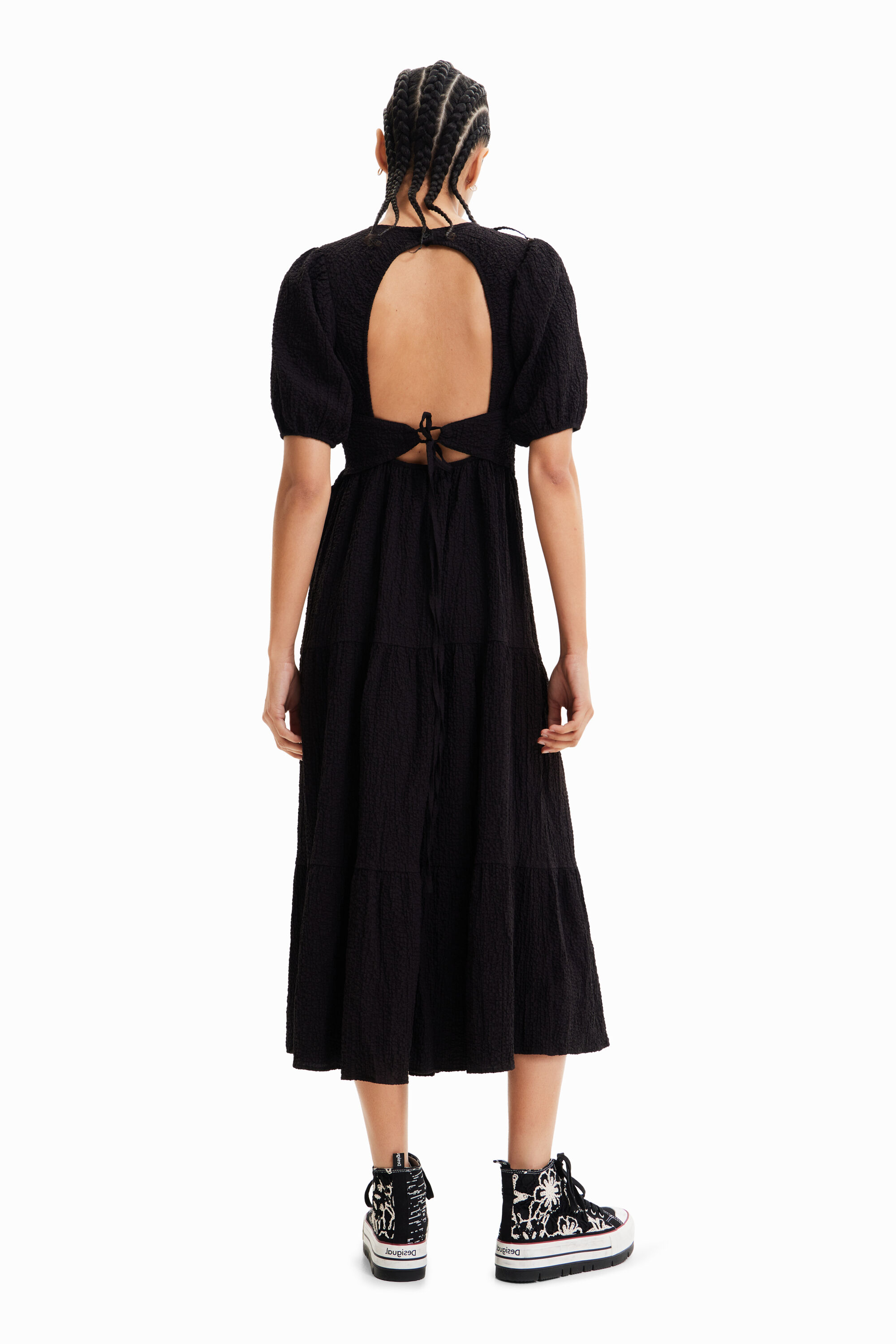 Robe midi décolleté dos