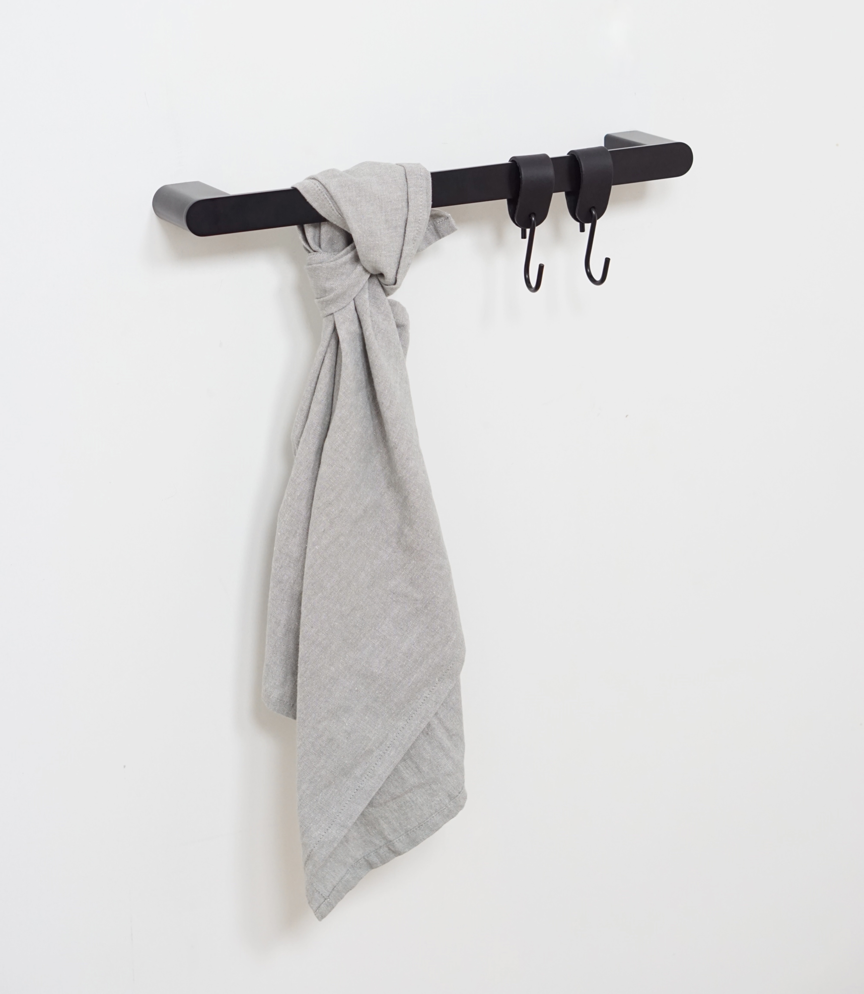 YIRMI 40cm | Zwart