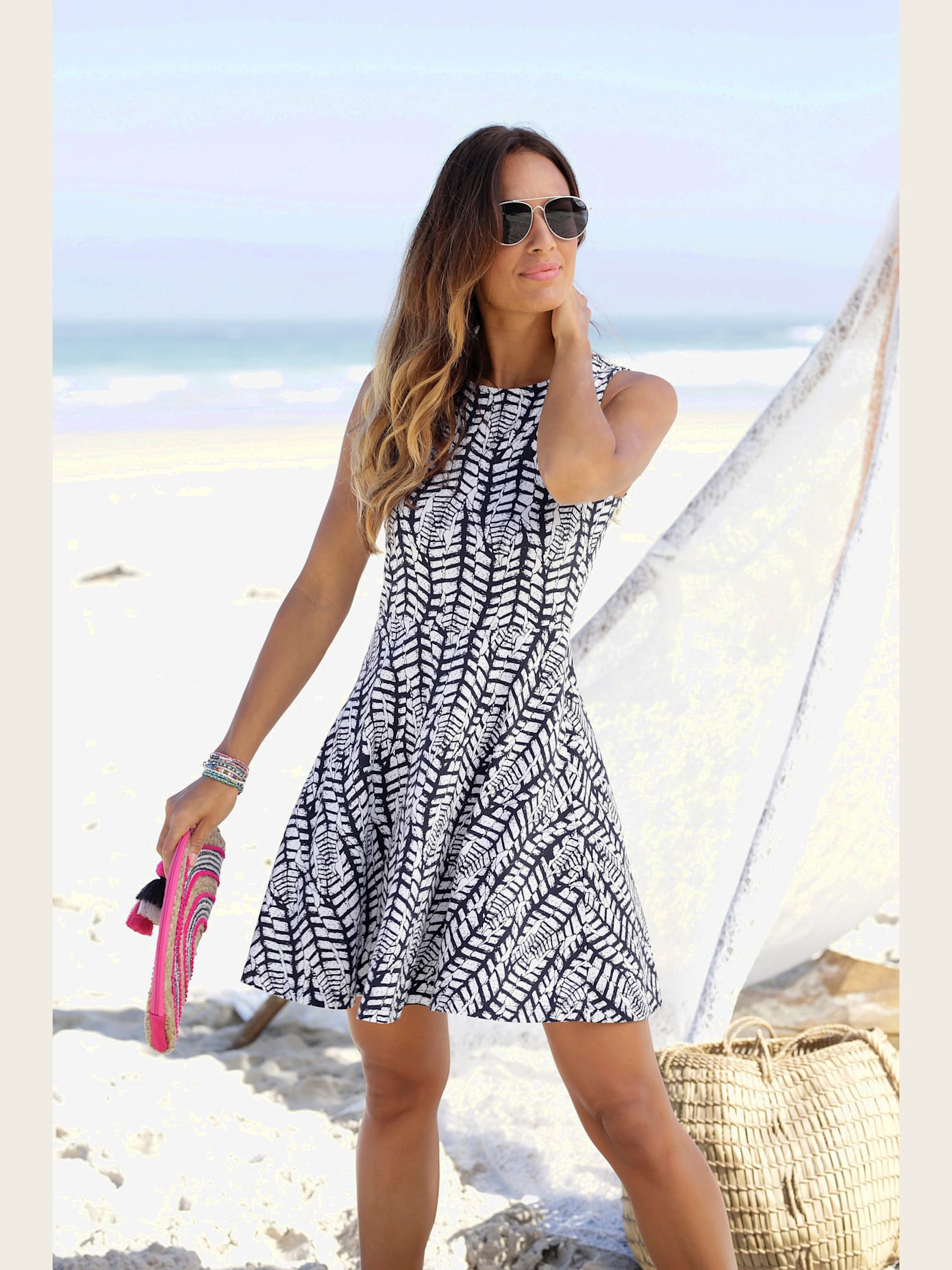 Robe de plage robe d'été forme patineuse