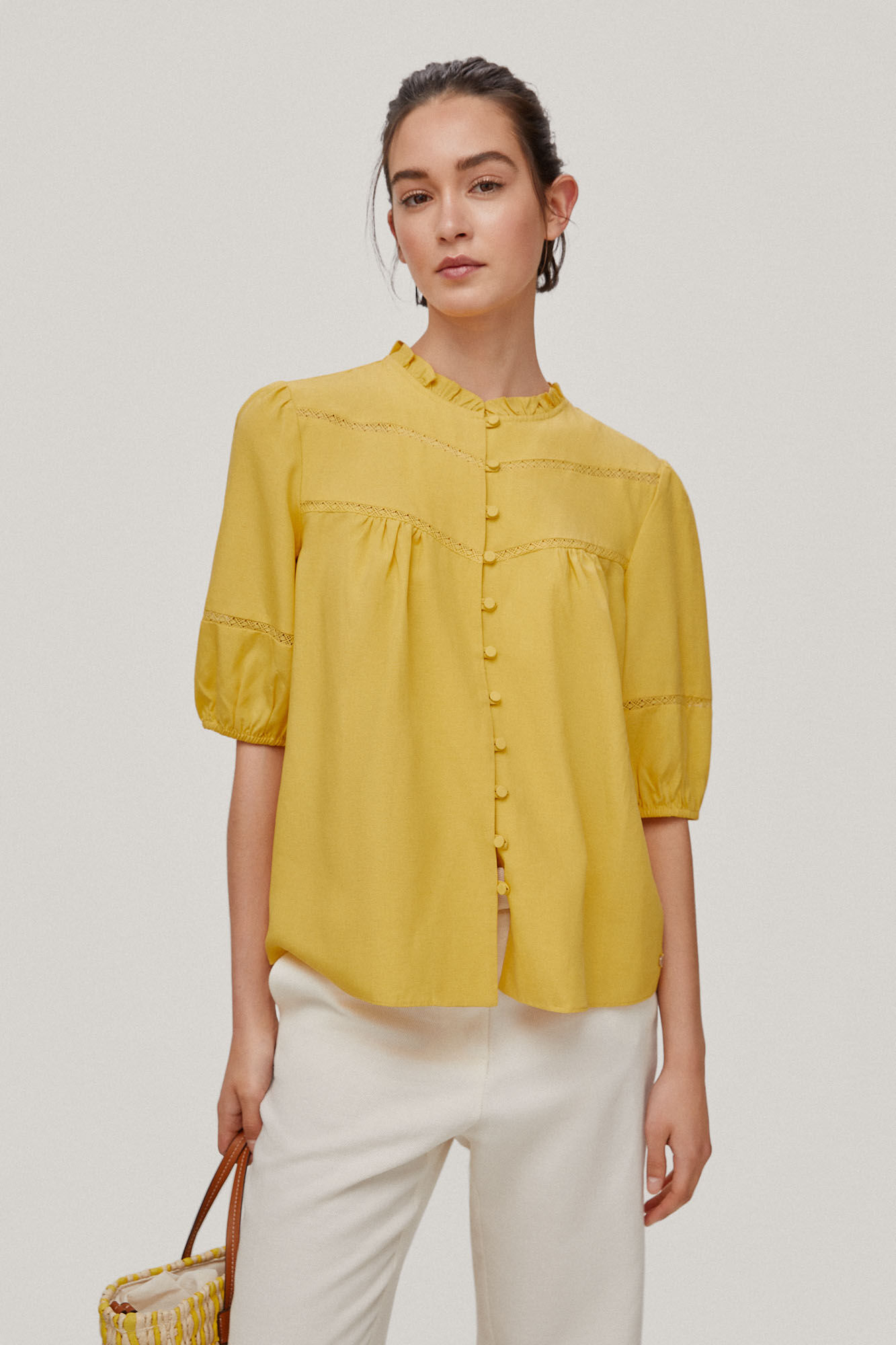 Blusa com laço - Amarela