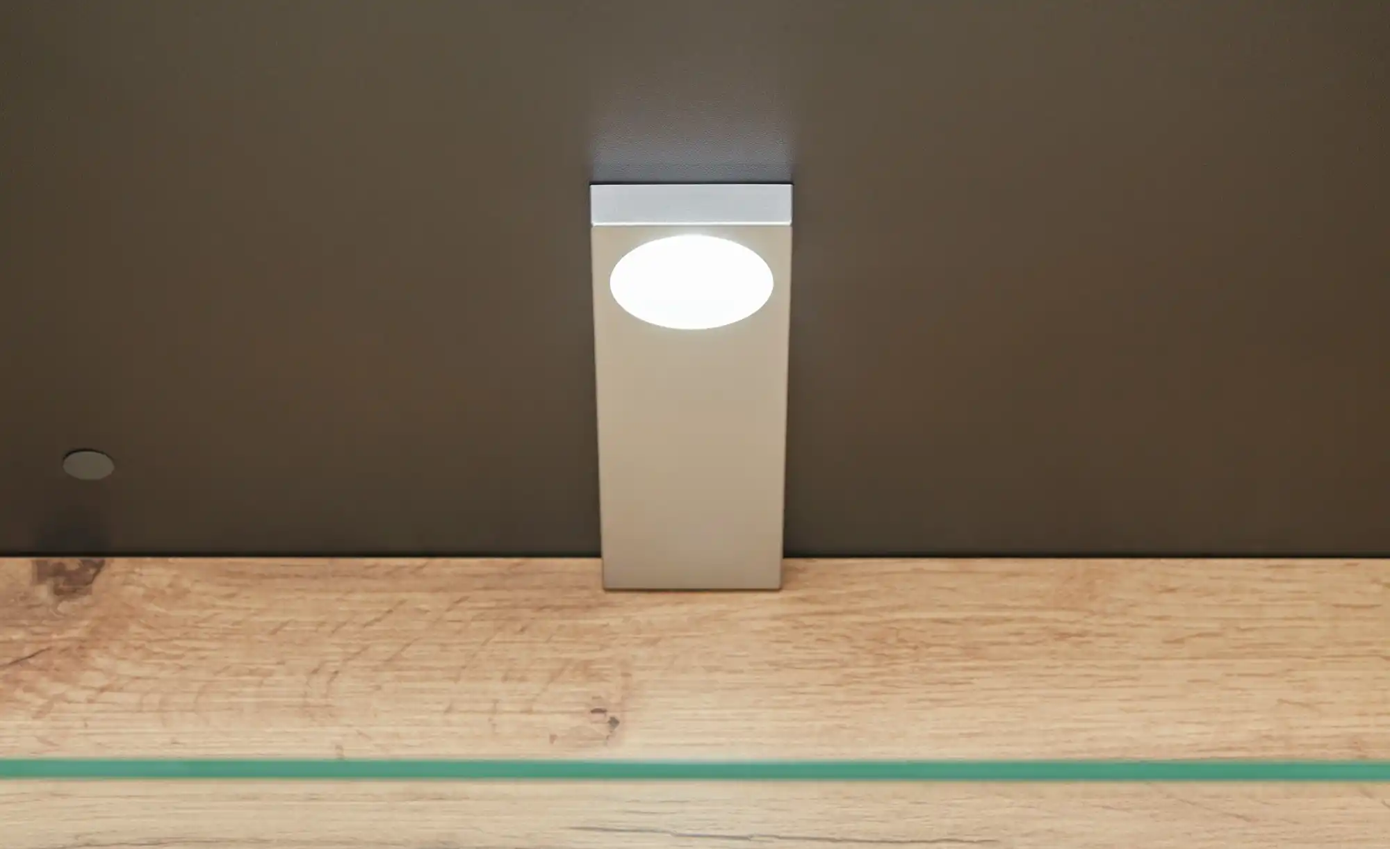 LED-Unterbauspot Light Line 10