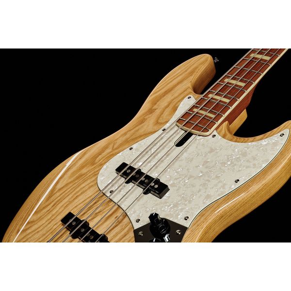 Marcus Miller V8-4 NT
