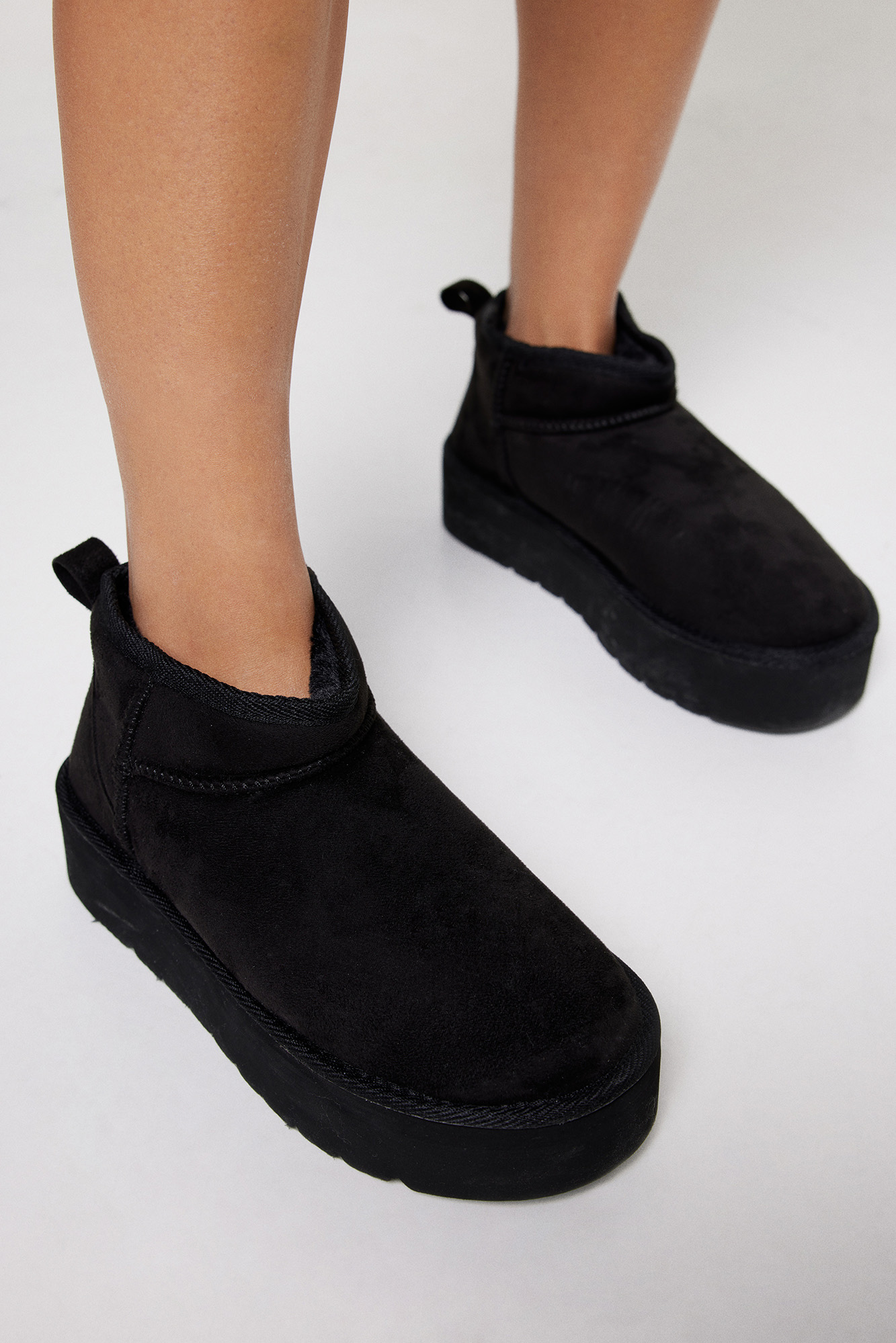 Bota de camurça