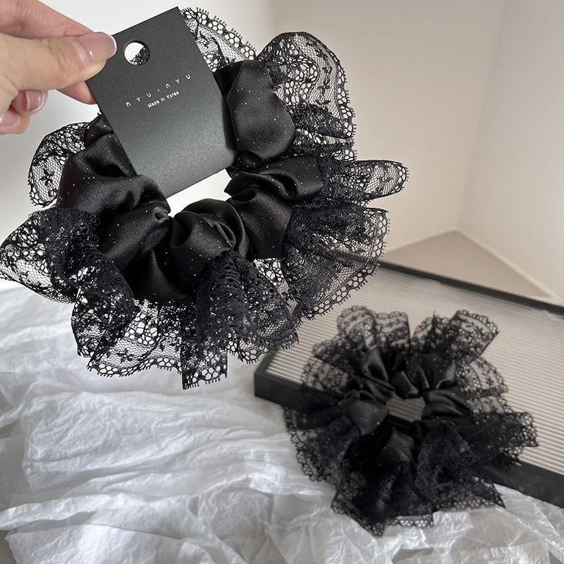 Sesori - Scrunchie met kantpaneel