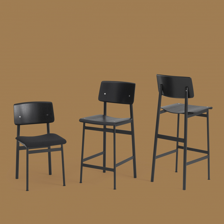 Muuto Loft barkruk 65cm zwart/eiken