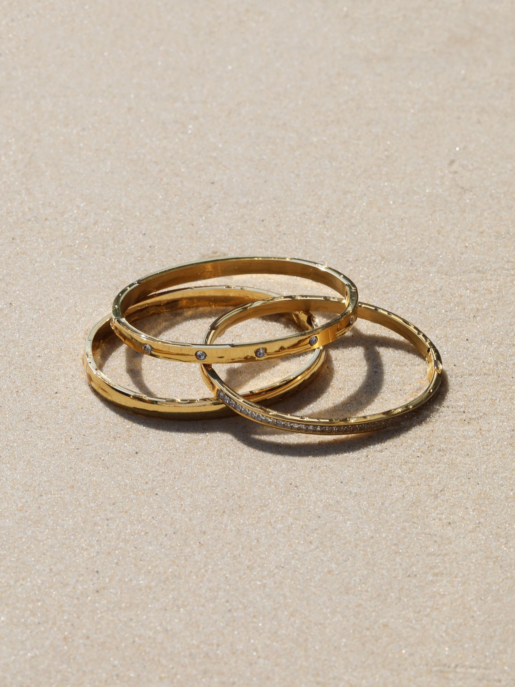 Met bladgoud - Jon Richard Waterproof Polished Bangle