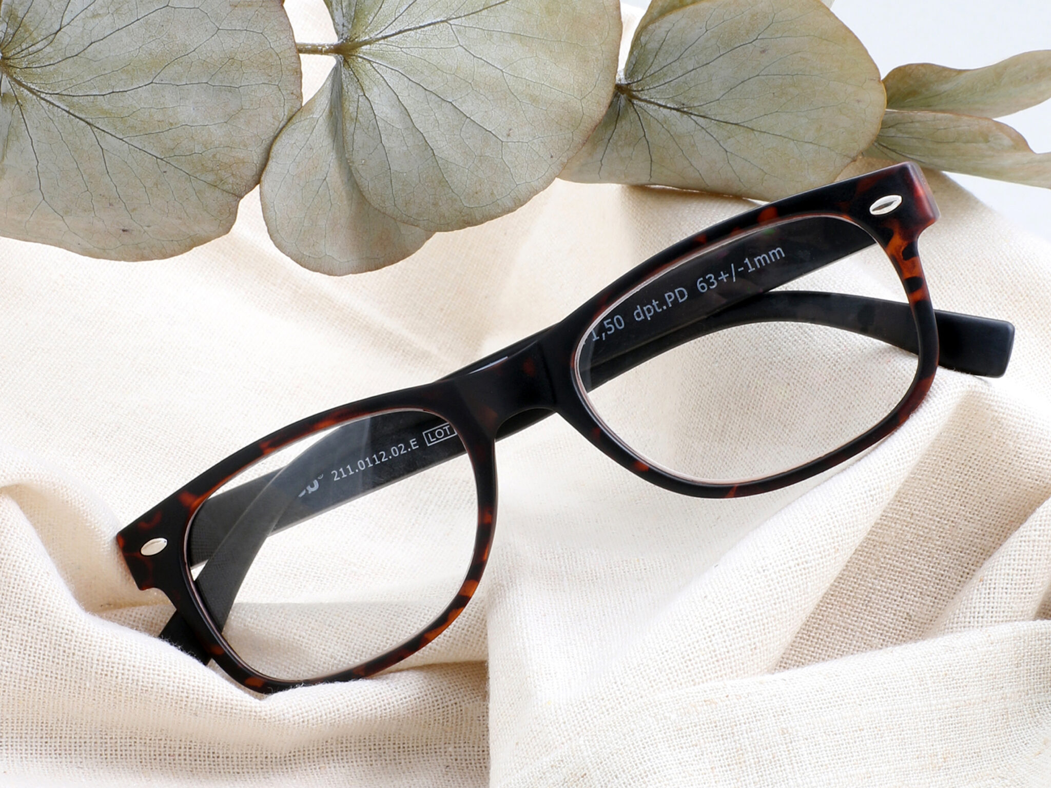 Nachhaltige Lesehilfe Lese Brille Dioptrie  2.00 Eco Kollektion mit Brillenetui Matt - Schwarz / Tortoise