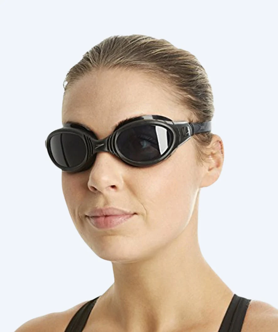 Speedo motions svømmebriller - Biofuse Flexiseal - Sort (Smoke linse)