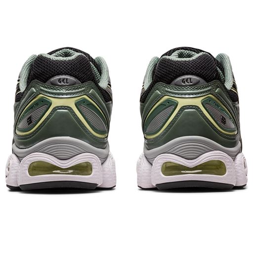 Asics Gel-Nimbus 9 Sneakers, Black/Pure Silver, 38
