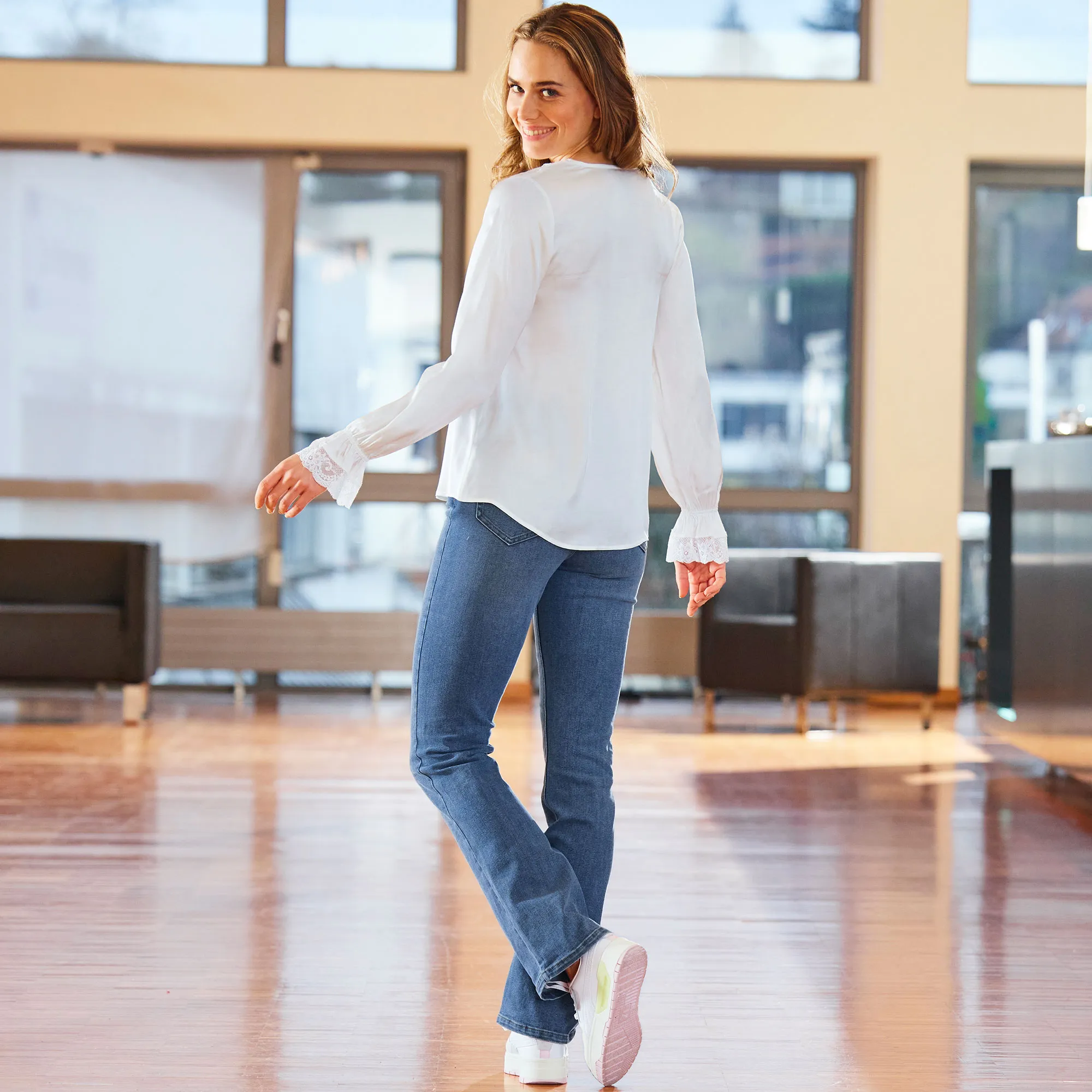 Damen-Jeans im Bootcut-Style