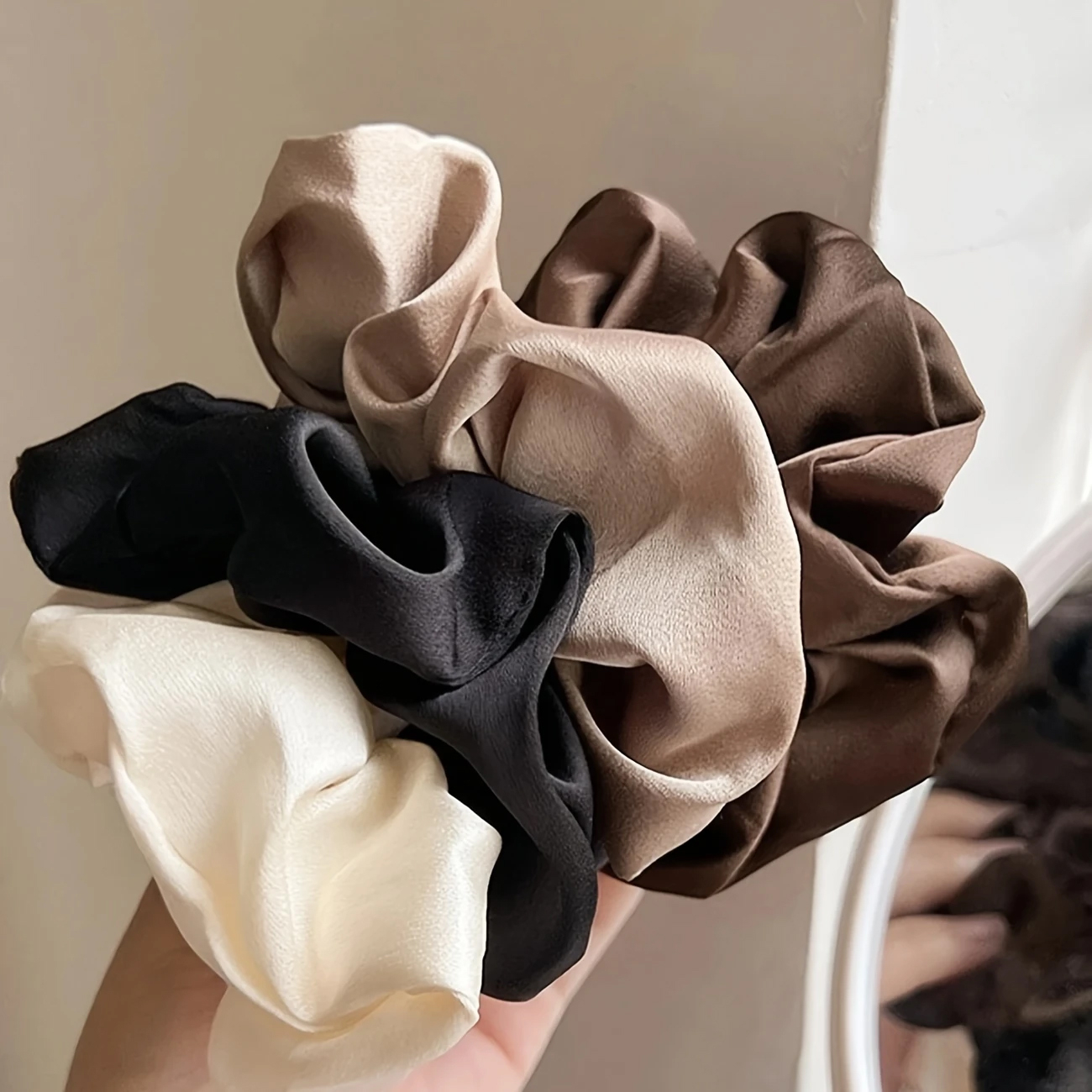 (5er Set) Satin Scrunchies Elastische Haargummis Haarschmuck Haarband - Braun / Schwarz