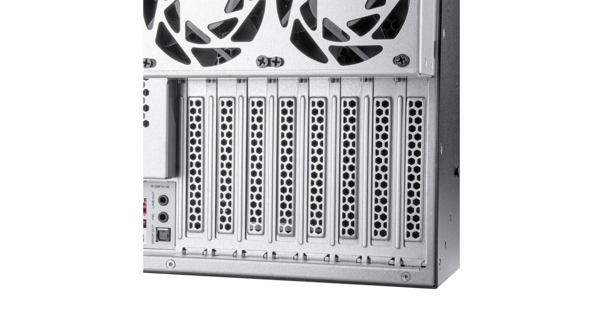 SilverStoneRM52 server behuizing  (Zwart | 2x USB-A | 1x USB-C)