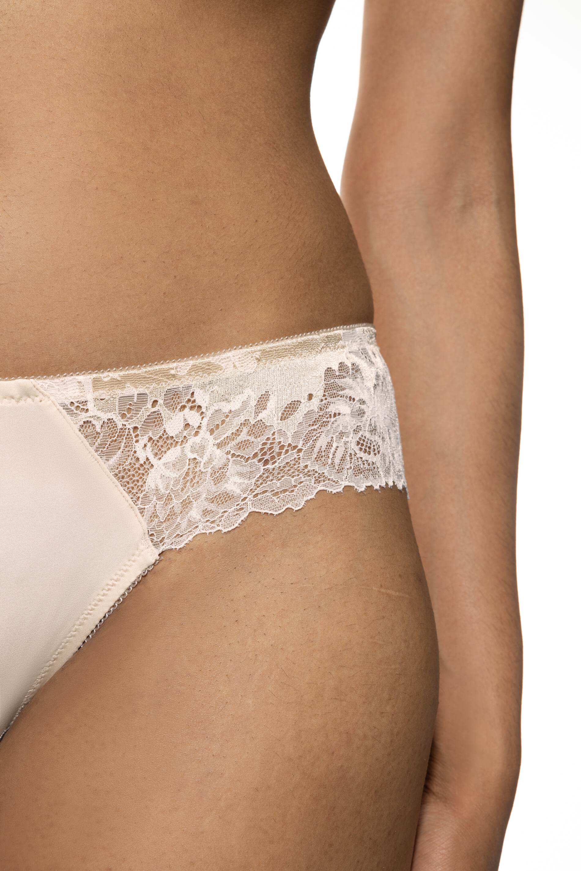 String<br>Serie Luxurious