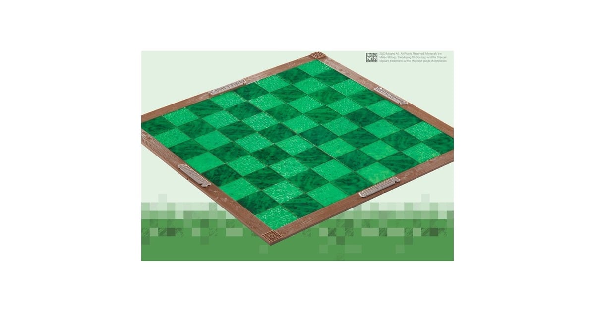Noble CollectionMinecraft Chess Set: Overworld Heroes vs. Hostile Mobs Bordspel  (2 spelers, 60 minuten, Vanaf 8 jaar)