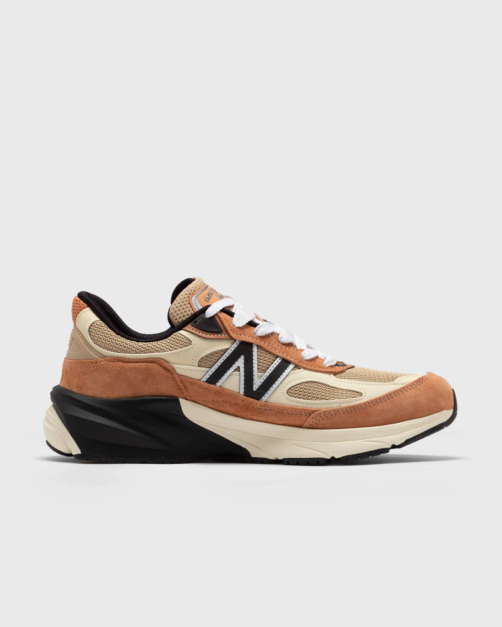 New Balance 990