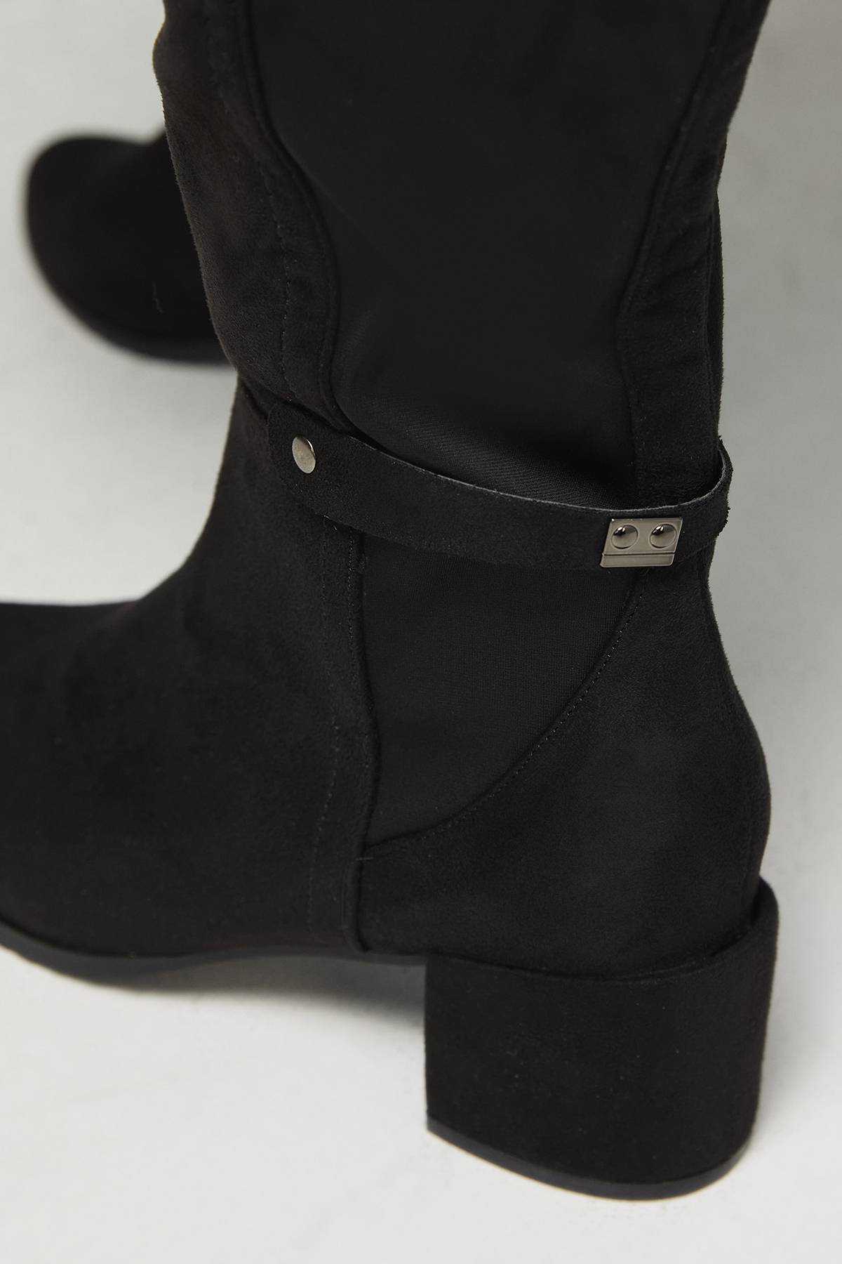 Wallis Bottes Hautes au Genou Hallen Coupe Extra Large avec Dos Extensible et Talon Bloc Moyen
