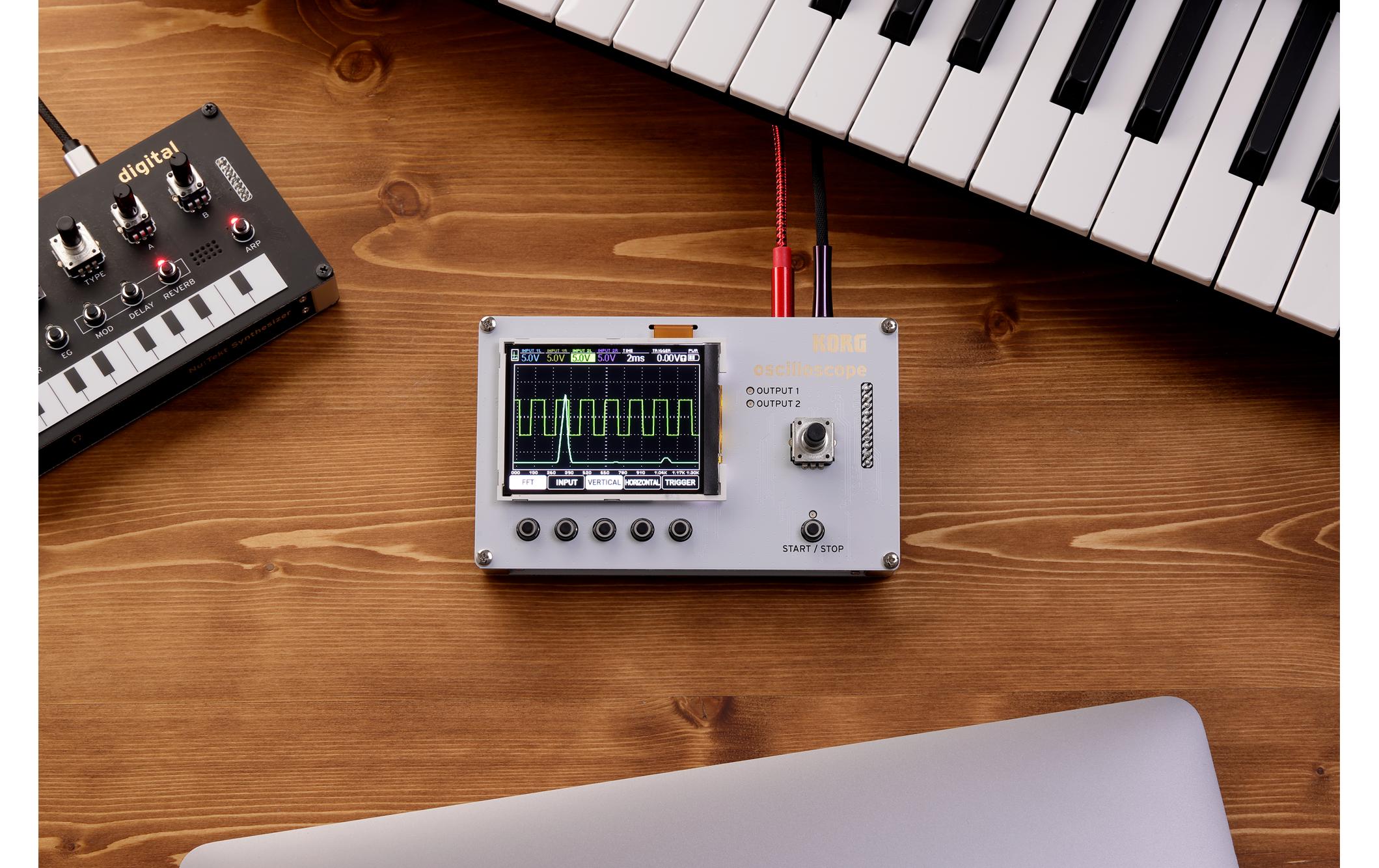 Synthesizer NTS-2<br>4-kanaliges Oszilloskop Kit