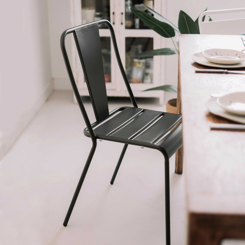 Chaise en métal anthracite