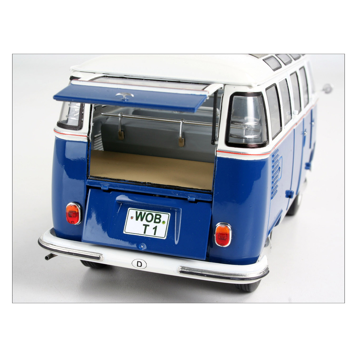 Revell Volkswagen T1 Samba Bus