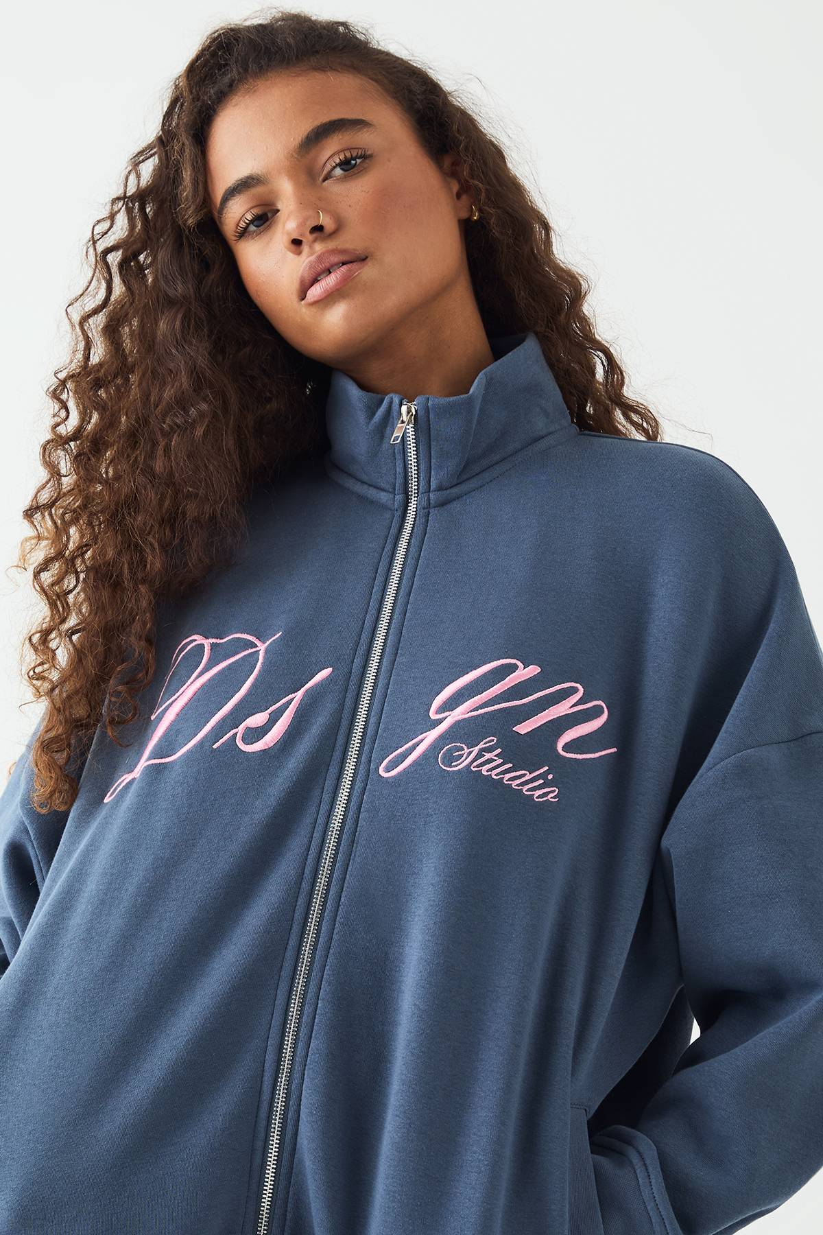 Ensemble de Jogging DSGN Studio Script Col Cheminée Jambe Droite