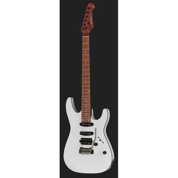 Harley Benton Fusion-III HSS Roasted Bundle