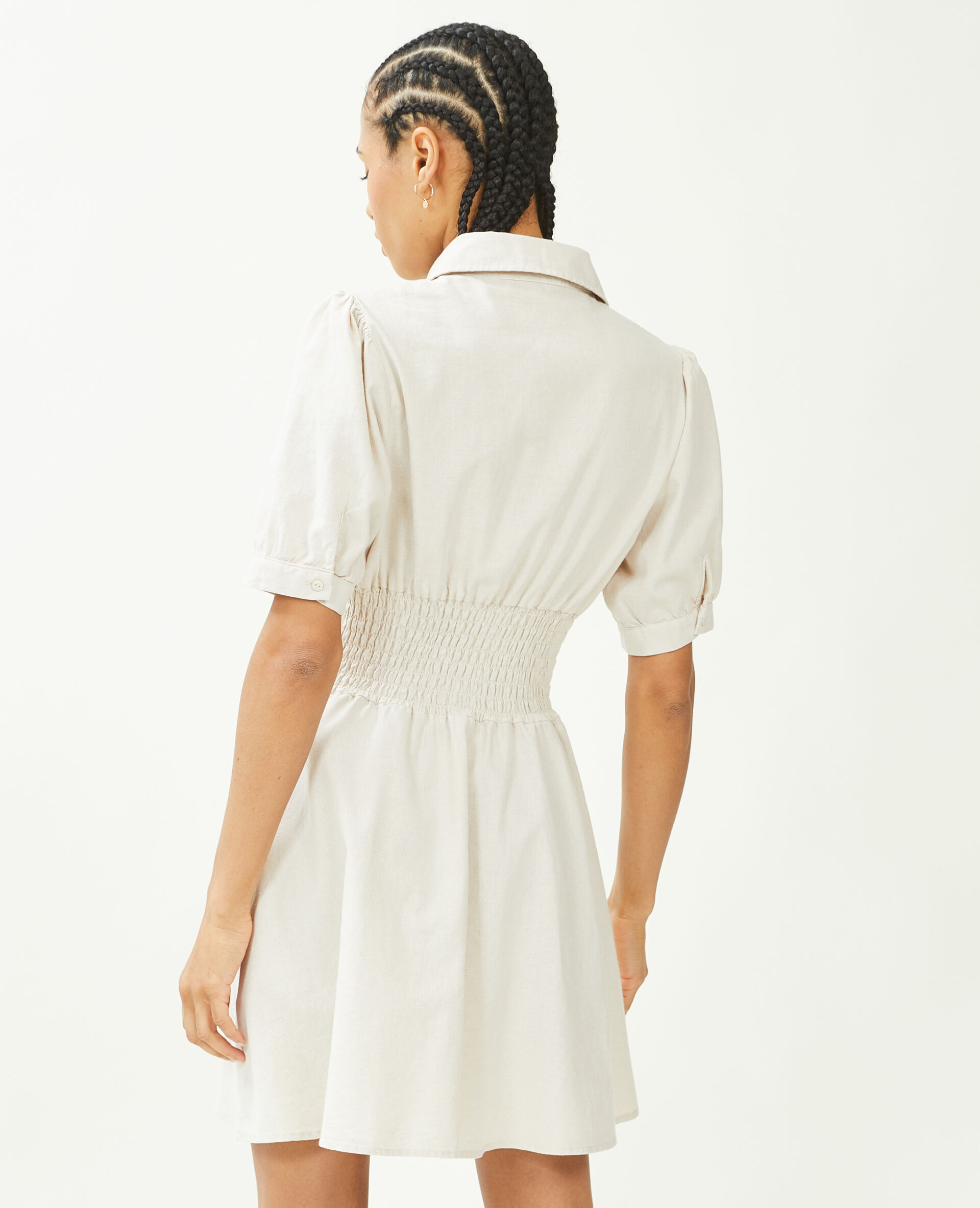 Robe cintrée et boutonnée avec lin - Sable