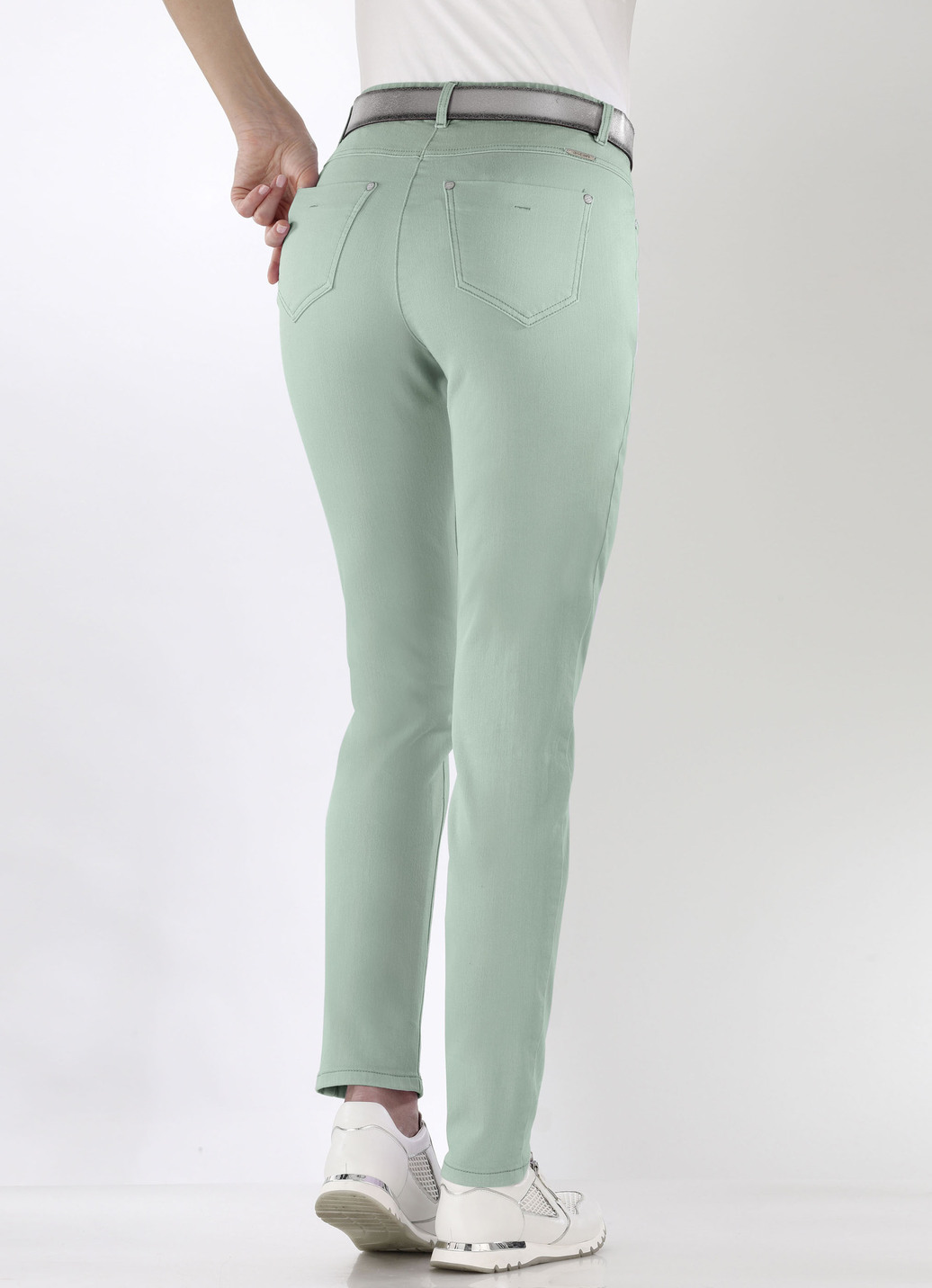 Magic-Jeans mit hohem Stretchanteil