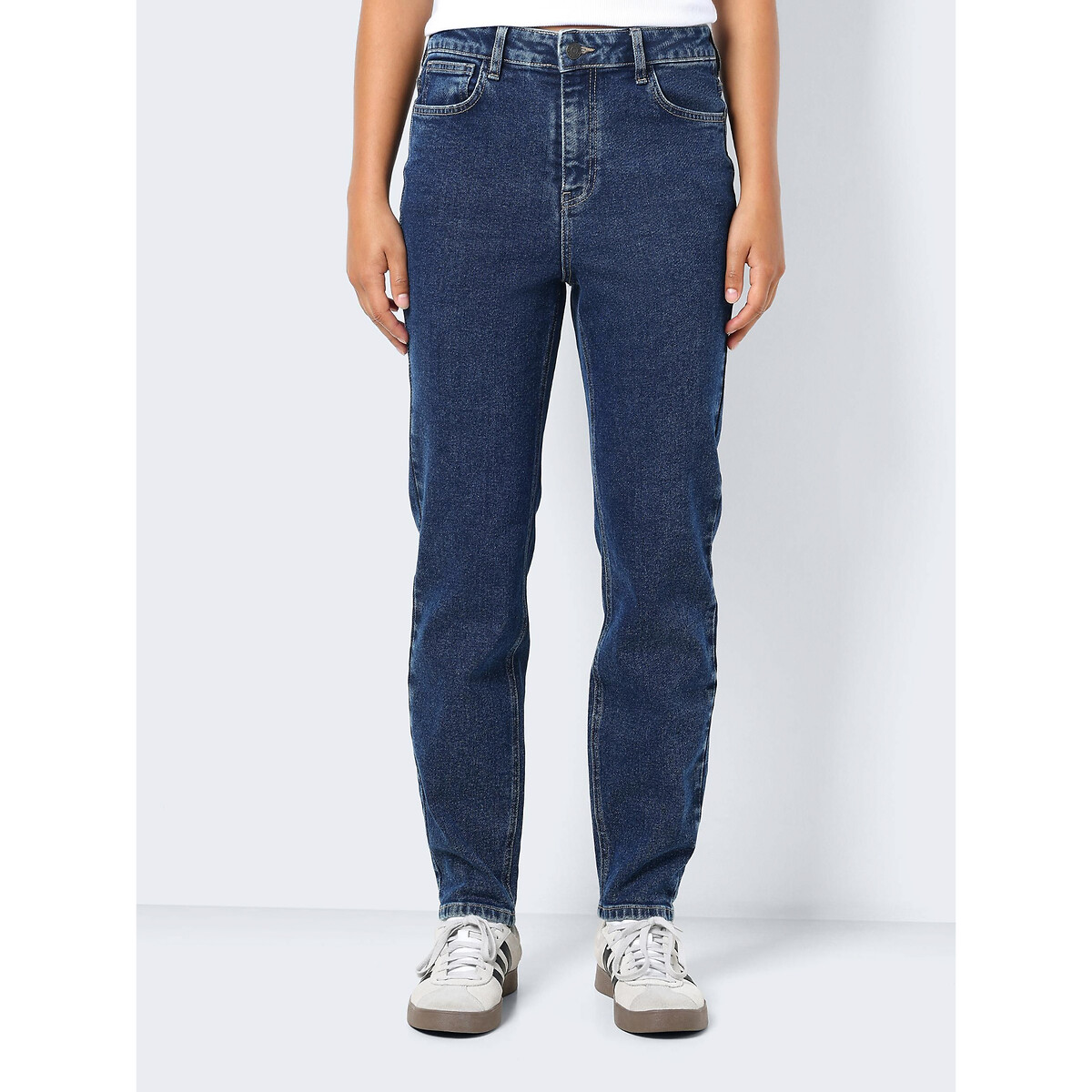 NOISY MAY<br>Calça jeans reta, cintura alta
