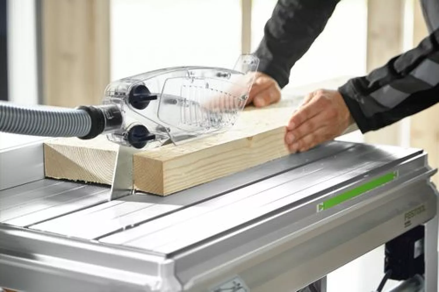Festool PRECISIO CS 70 EBG Trek-/afkortzaagmachine - 2200W - 225mm