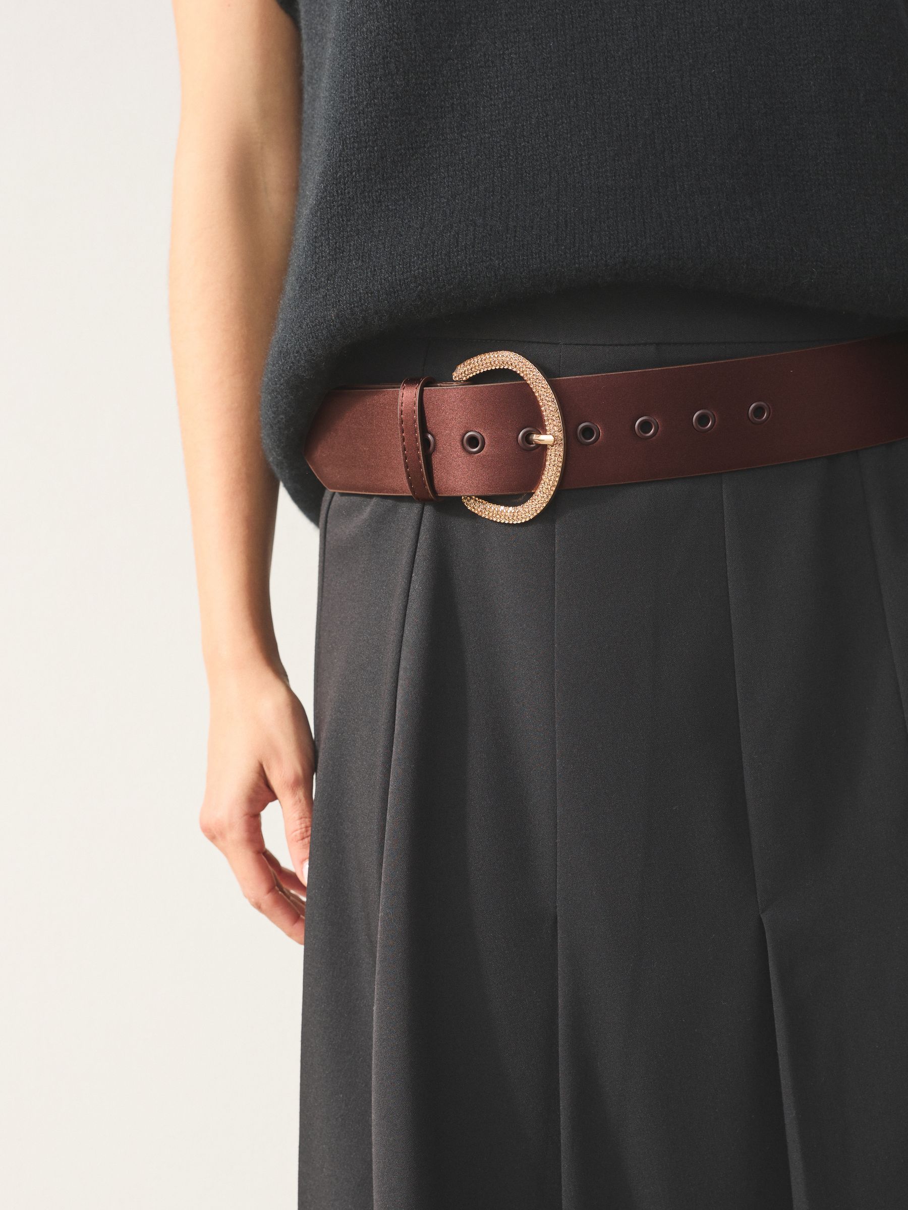Chocoladebruin - Satin Belt with Diamante Buckle