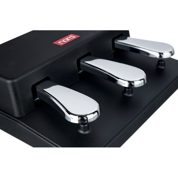 Clavia Nord Triple Pedal 2