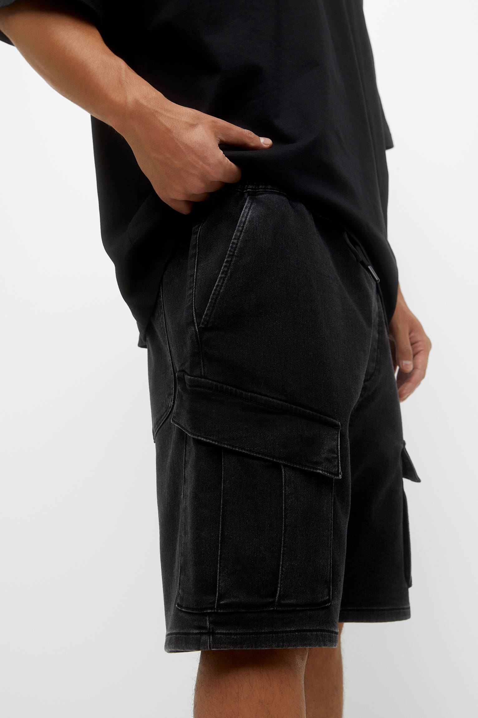 BERMUDA DENIM CARGO - NEG-DELAV
