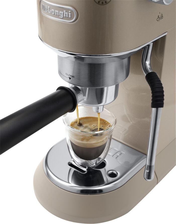 Delonghi EC885. BG