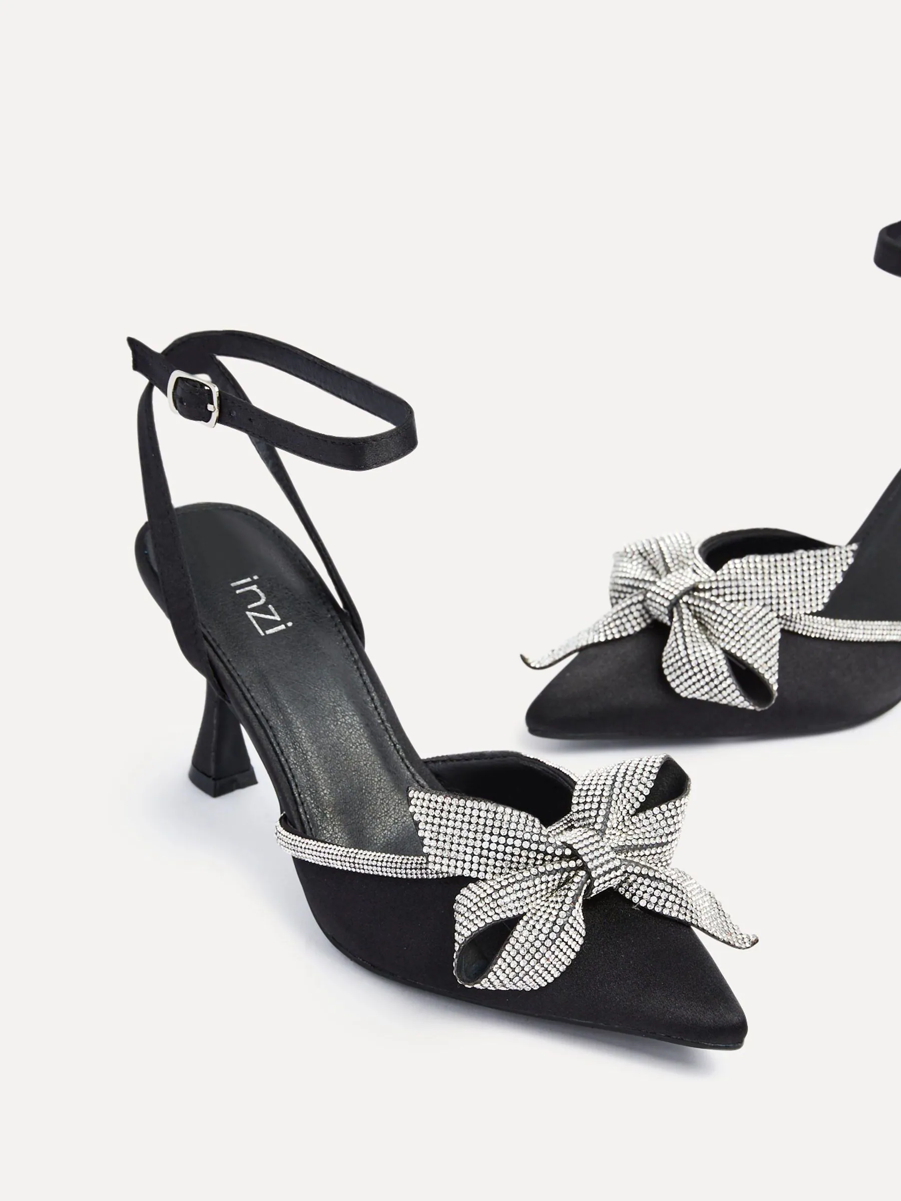 Linzi Angela Stiletto Court Heels With Diamante Bow