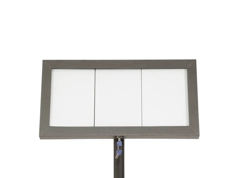 Securit® 3xA4 COATED STEEL belyst informationsdisplay